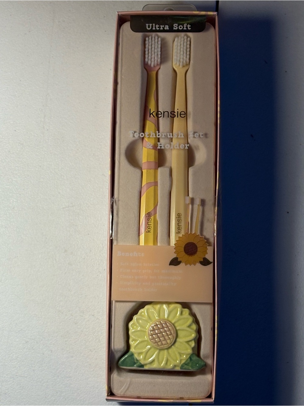 Kensie Yellow Sunflower Toothbrush Set with Holder